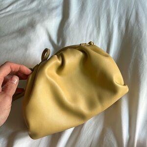 Lily and bean pouch bag